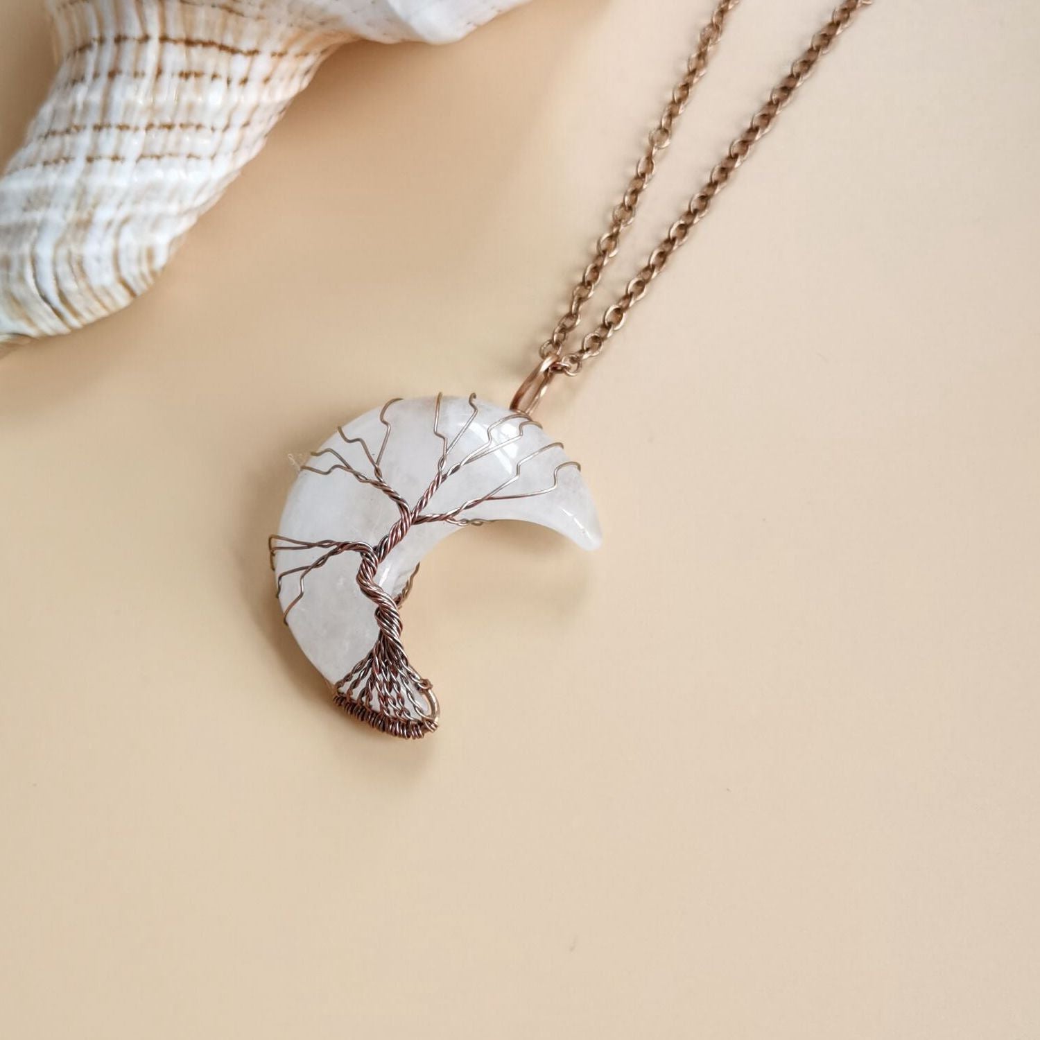 Wholesale Ancient Red Copper Entanglement of The Moon Natural Stone Life Tree Necklace