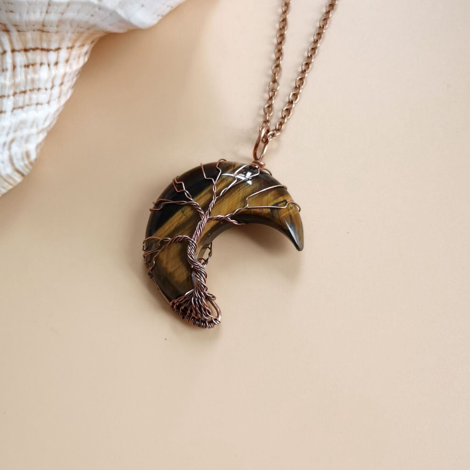 Wholesale Ancient Red Copper Entanglement of The Moon Natural Stone Life Tree Necklace