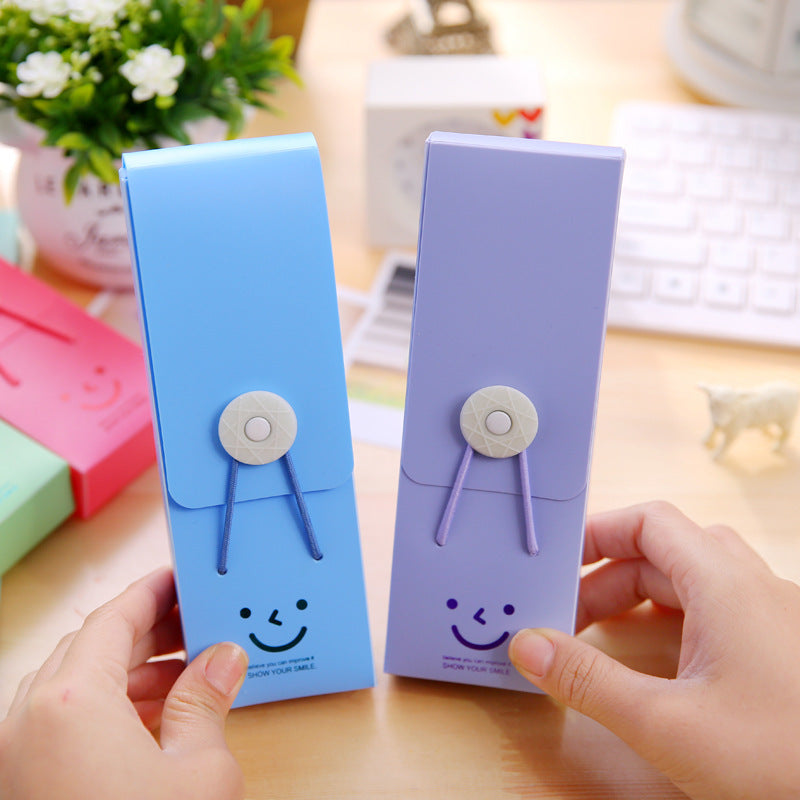 Wholesale Smile Button Creative Plastic Stationery Box