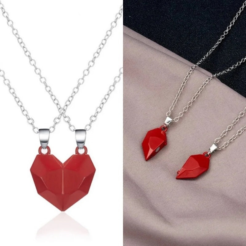 Wholesale Couple Love Necklace Magnet Wishing Stone Pendant Broken Heart Clavicle Chain Heart Shaped Necklaces