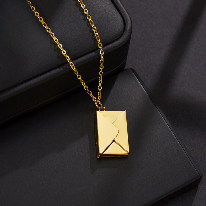 Wholesale Titanium Steel Openable Envelope Necklace