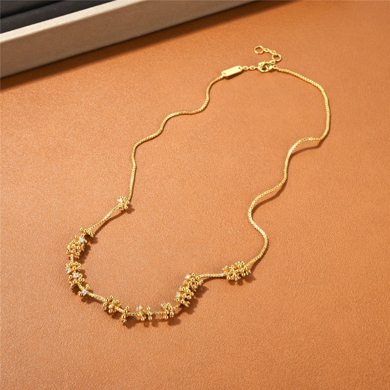 Wholesale diamond light luxury pendant versatile clavicle copper necklace