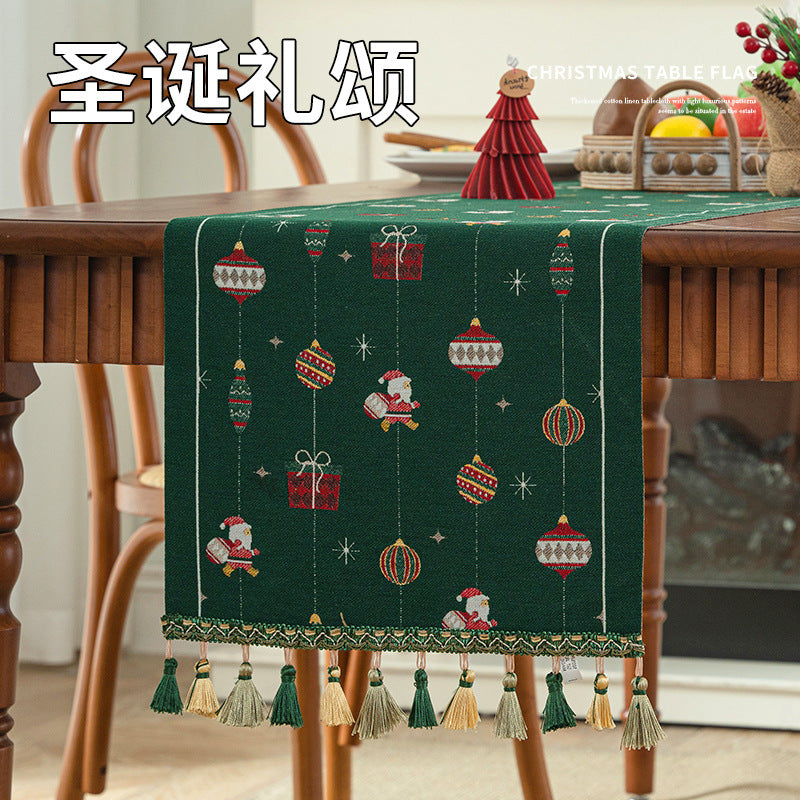 Wholesale Christmas floral woven table runner with pendant