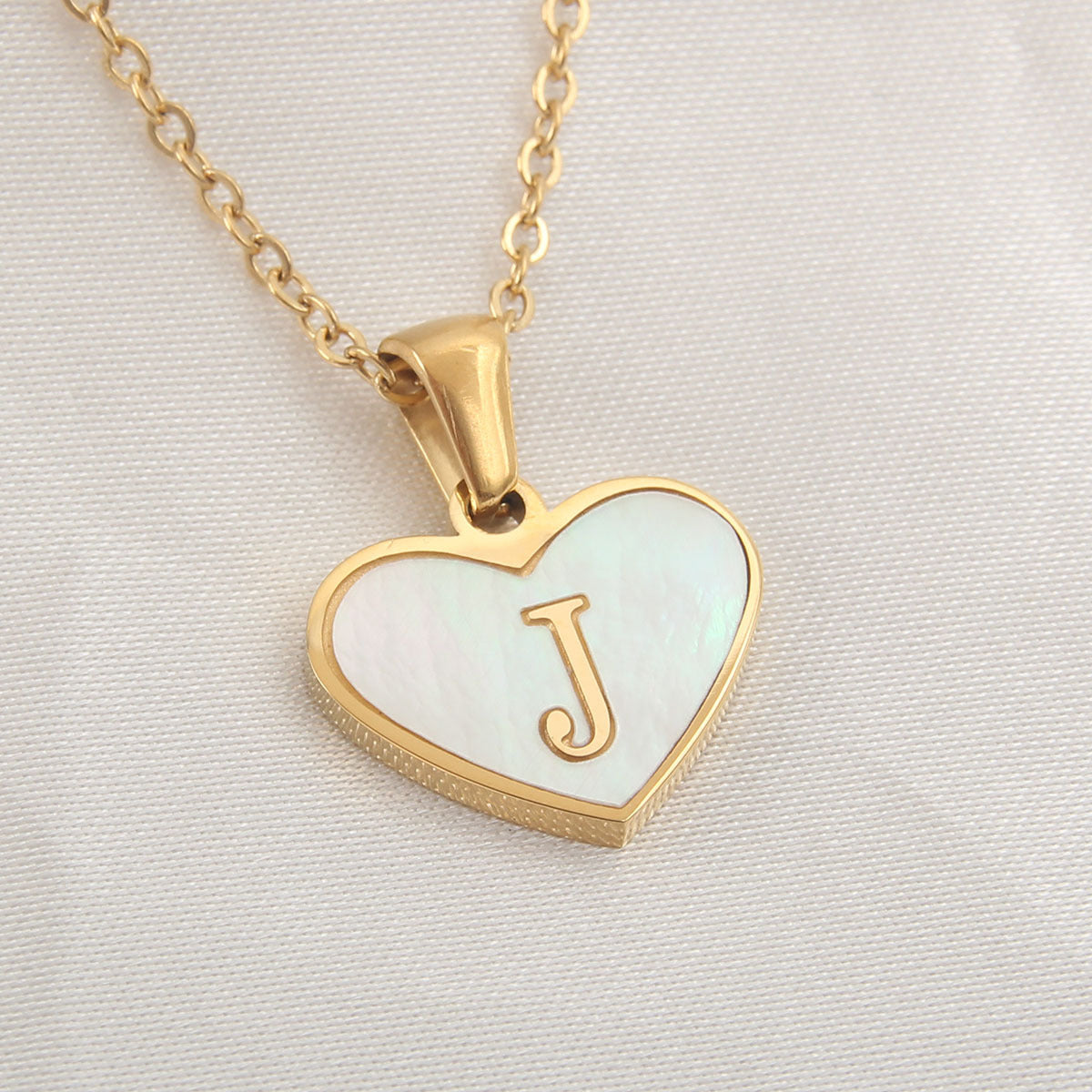 Wholesale Heart Shape Shell Stainless Steel Necklaces