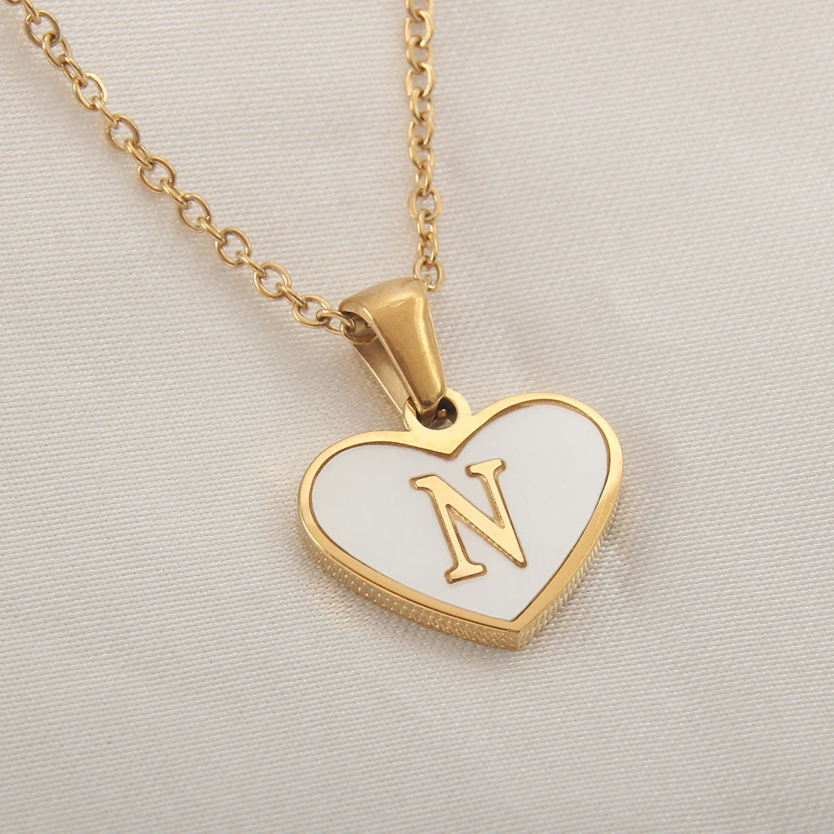 Wholesale Heart Shape Shell Stainless Steel Necklaces
