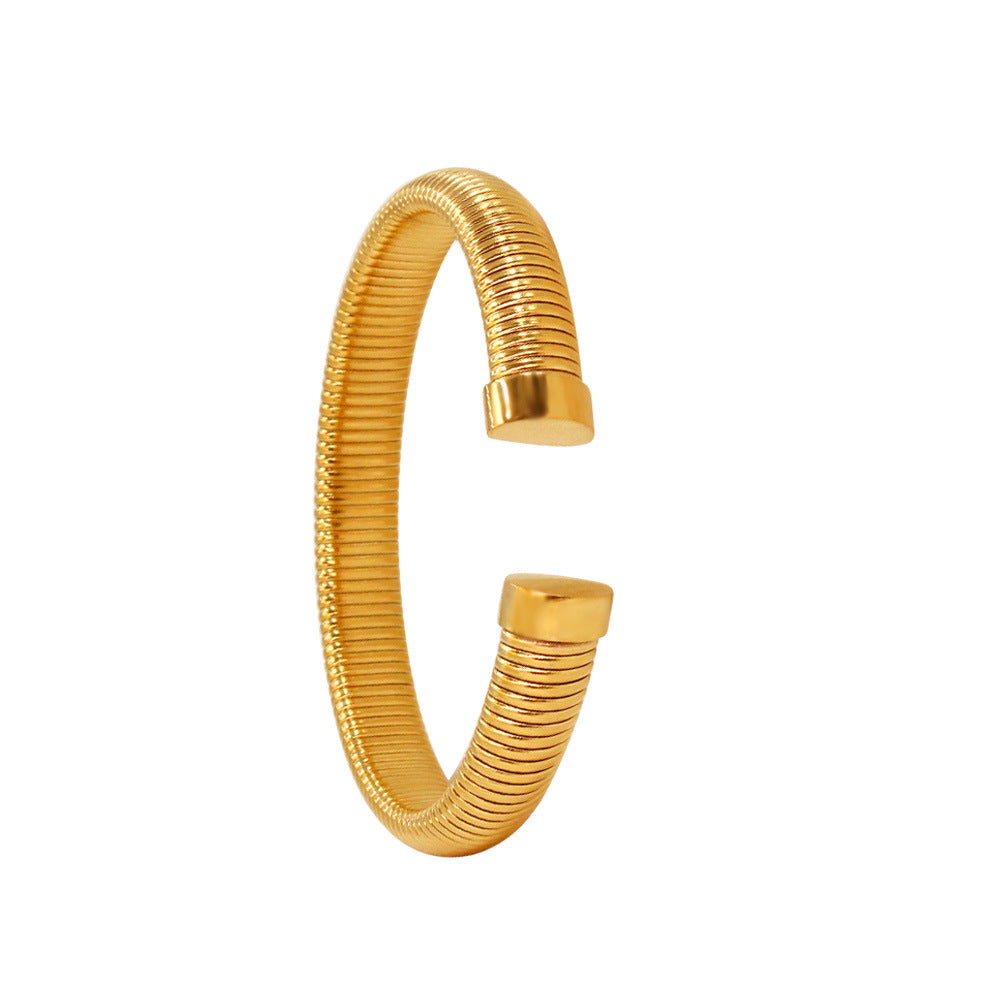 Wholesale Fashionable C-shaped Titanium Steel 18K Gold Open Bracelet
