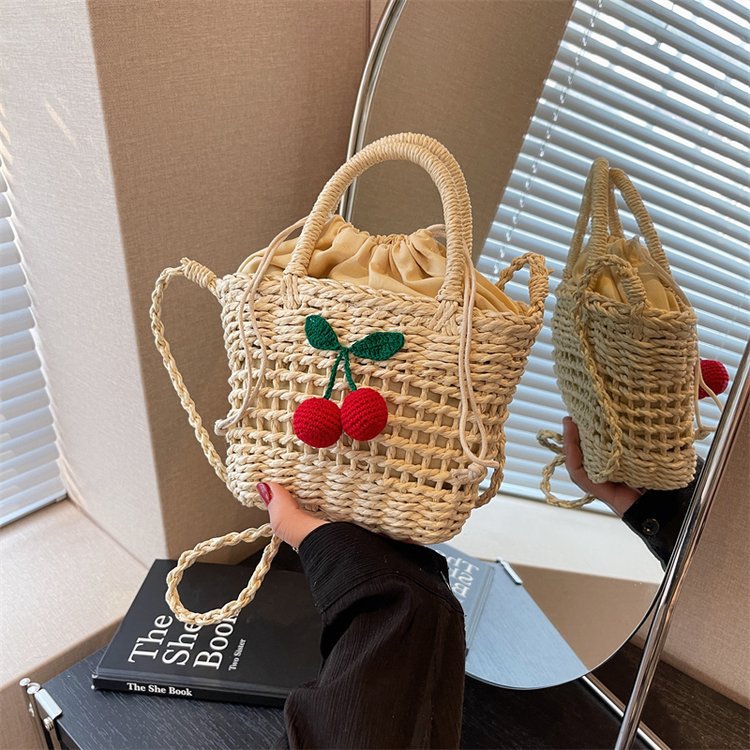 Wholesale Hollow Straw Bag