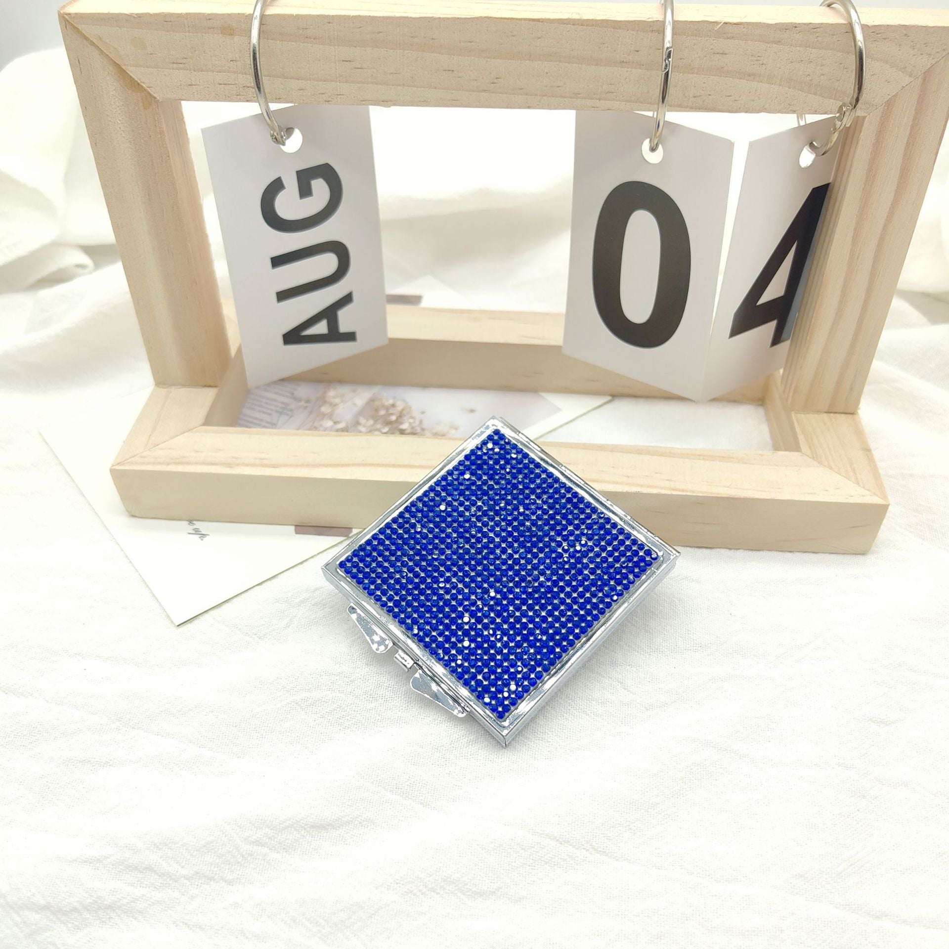 Wholesale fashion block metal cross-border rhinestone fashion folding makeup mirror