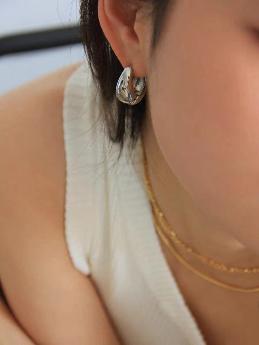 Wholesale C-shaped metal heavy duty vintage earrings