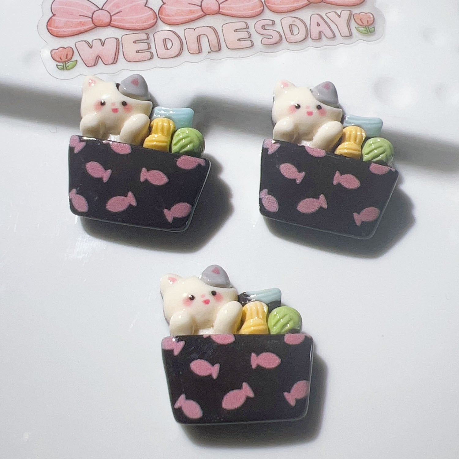 Wholesale 20pcs Resin accessories diy accessories handmade material shoelace buckle hat mobile phone