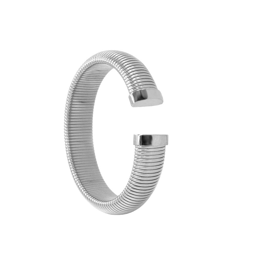 Wholesale Fashionable C-shaped Titanium Steel 18K Gold Open Bracelet