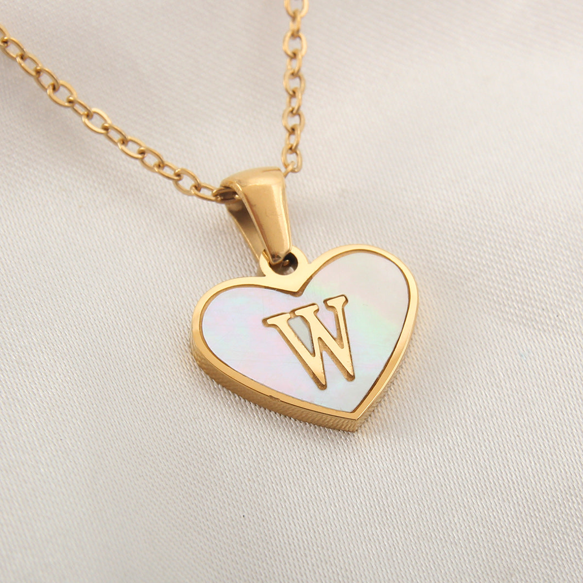 Wholesale Heart Shape Shell Stainless Steel Necklaces
