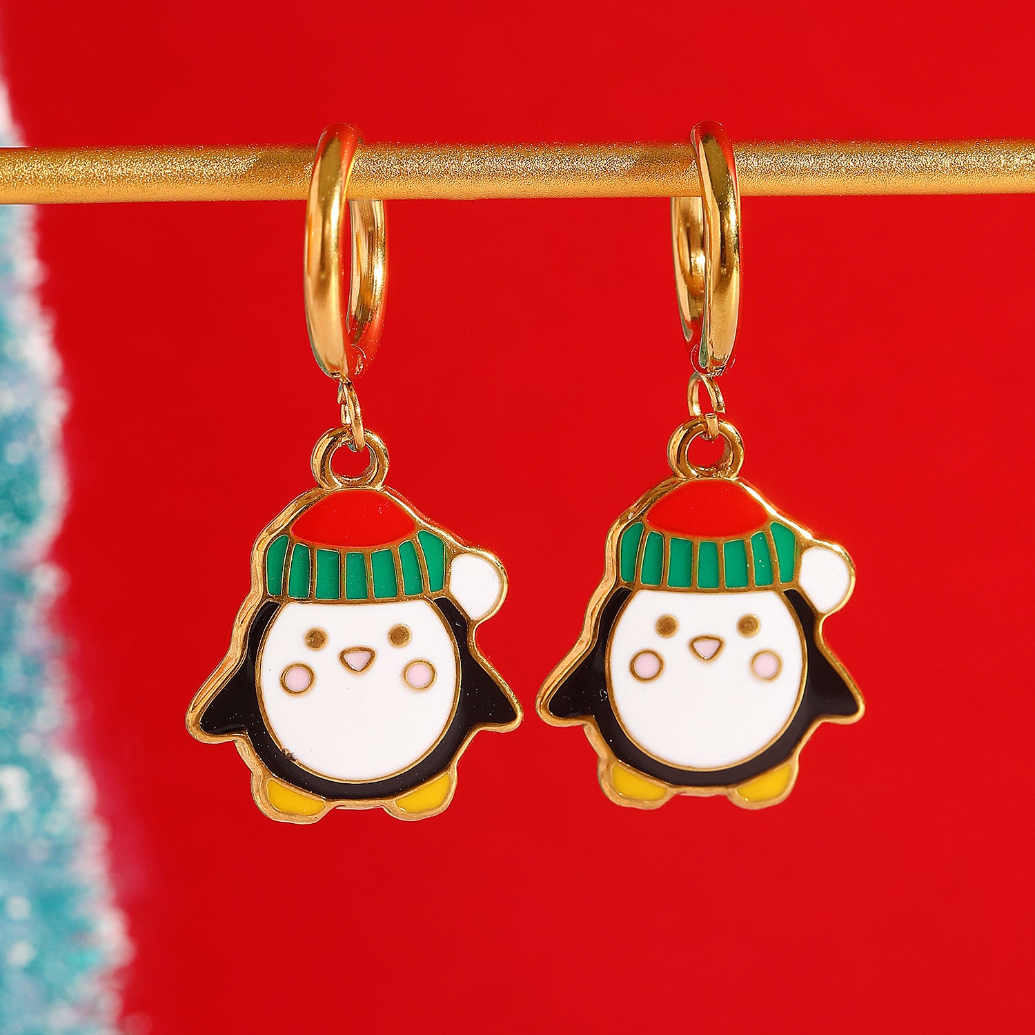 Wholesale Holiday Snowflake Christmas Tree Old Man Pendant