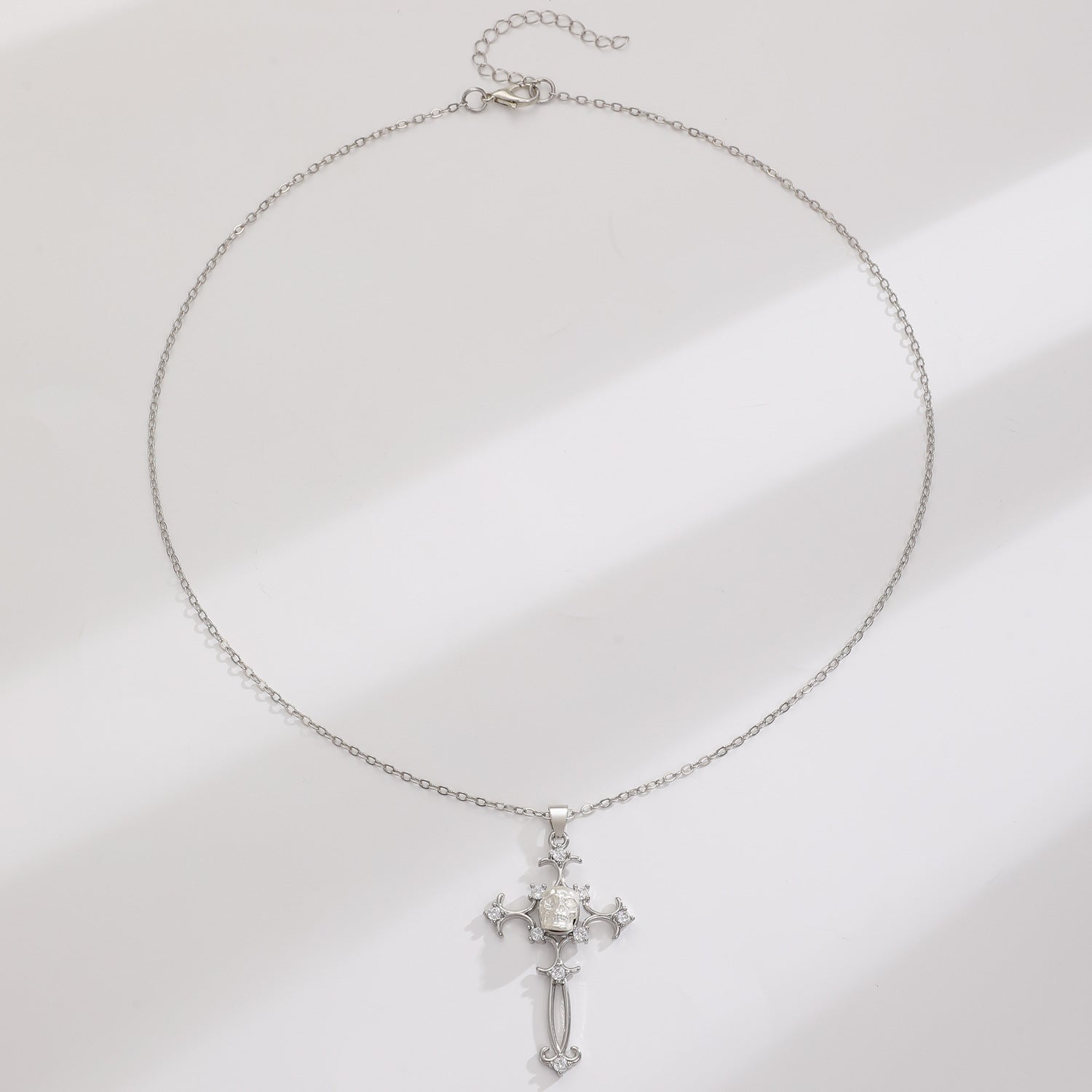 Wholesale  dark cross inlaid rhinestone skull clavicle necklace