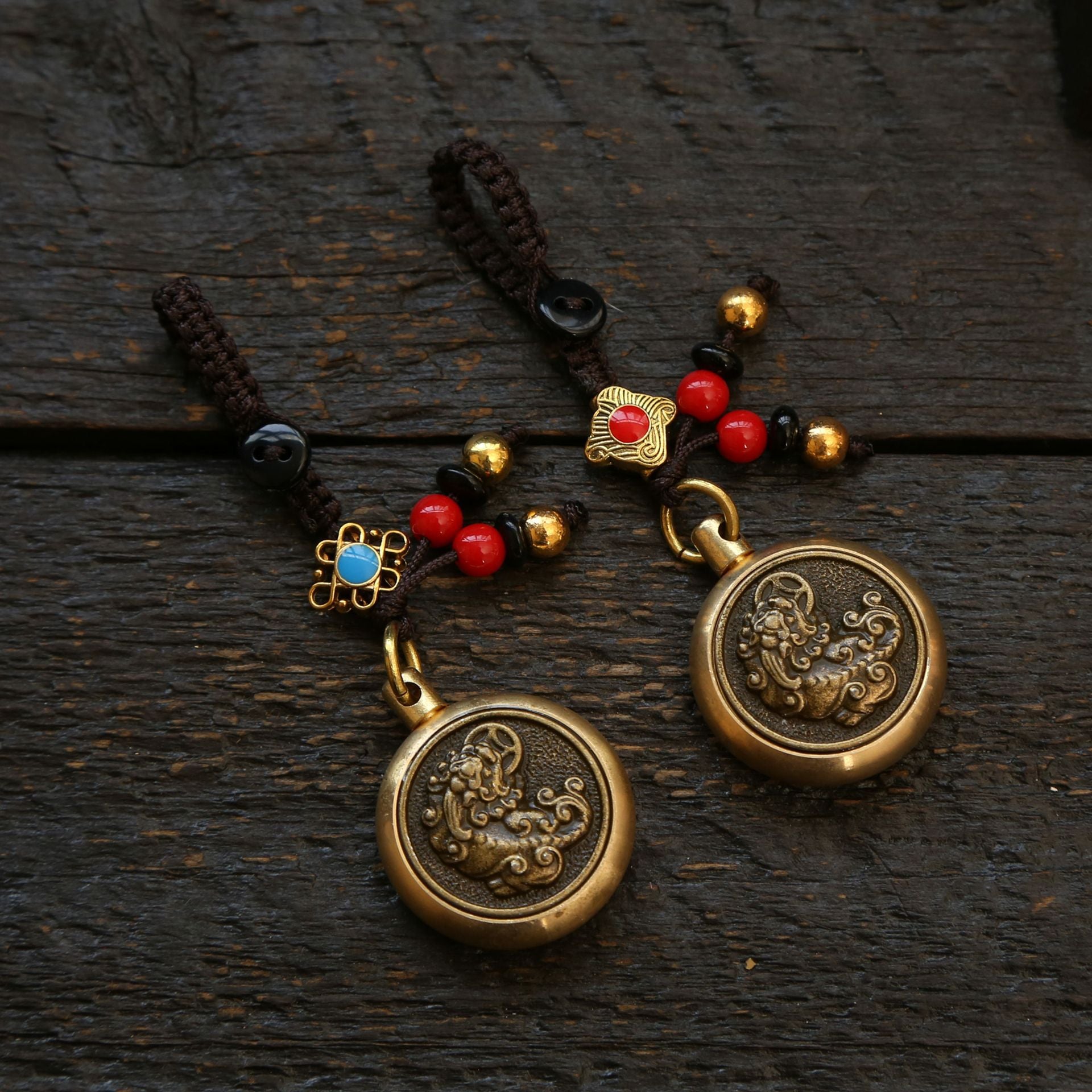 Wholesale Brass Pixiu Transfer to Five Emperors Money Weaving Rope Keychain