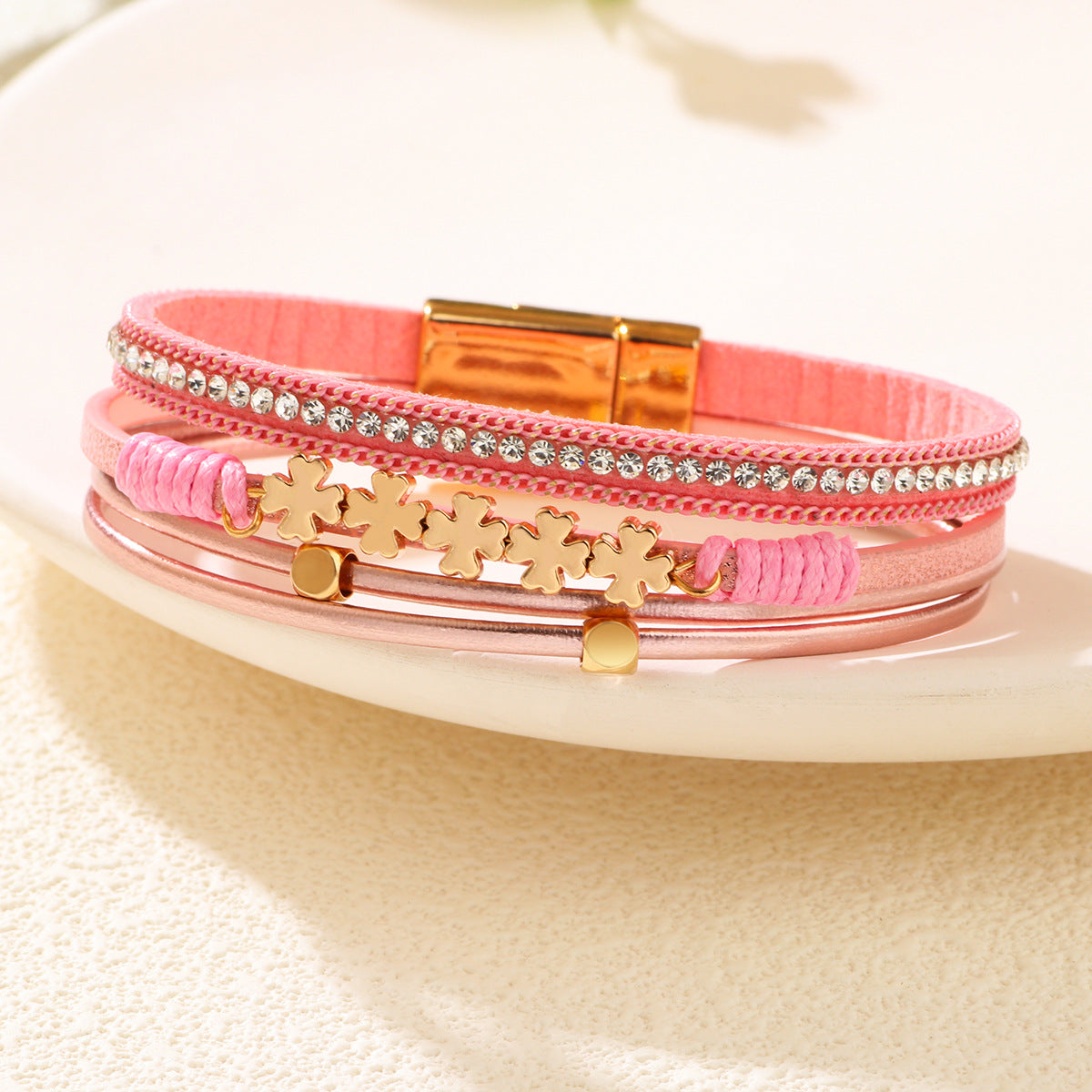 Wholesale Bohemian Four-Leaf Clover Diamond Layered Leather Magnetic Clover Bracelet