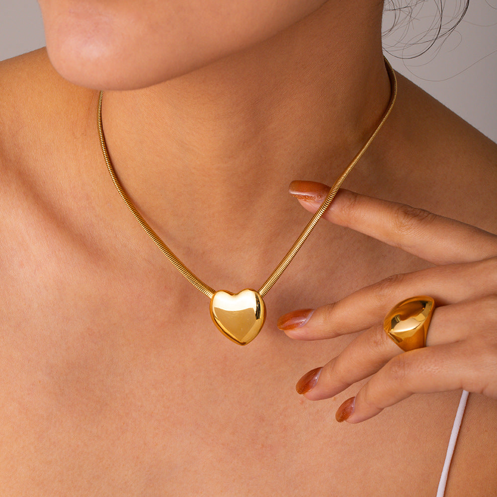 Wholesale Valentine's Day 16k Gold Stainless Steel Flat Snake Chain Love Necklace