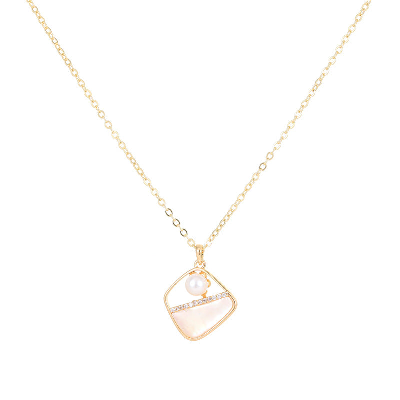 Wholesale Golden Trapezoid Shell Necklace Clavicle Chain