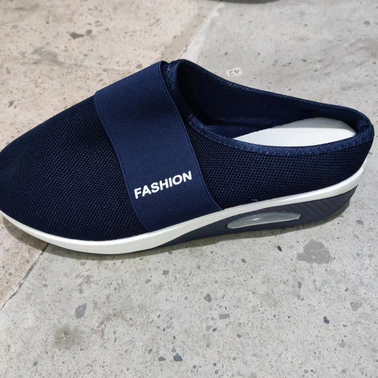 Wholesale large size Baotou slippers women breathable fly woven mesh pedal Half Drag