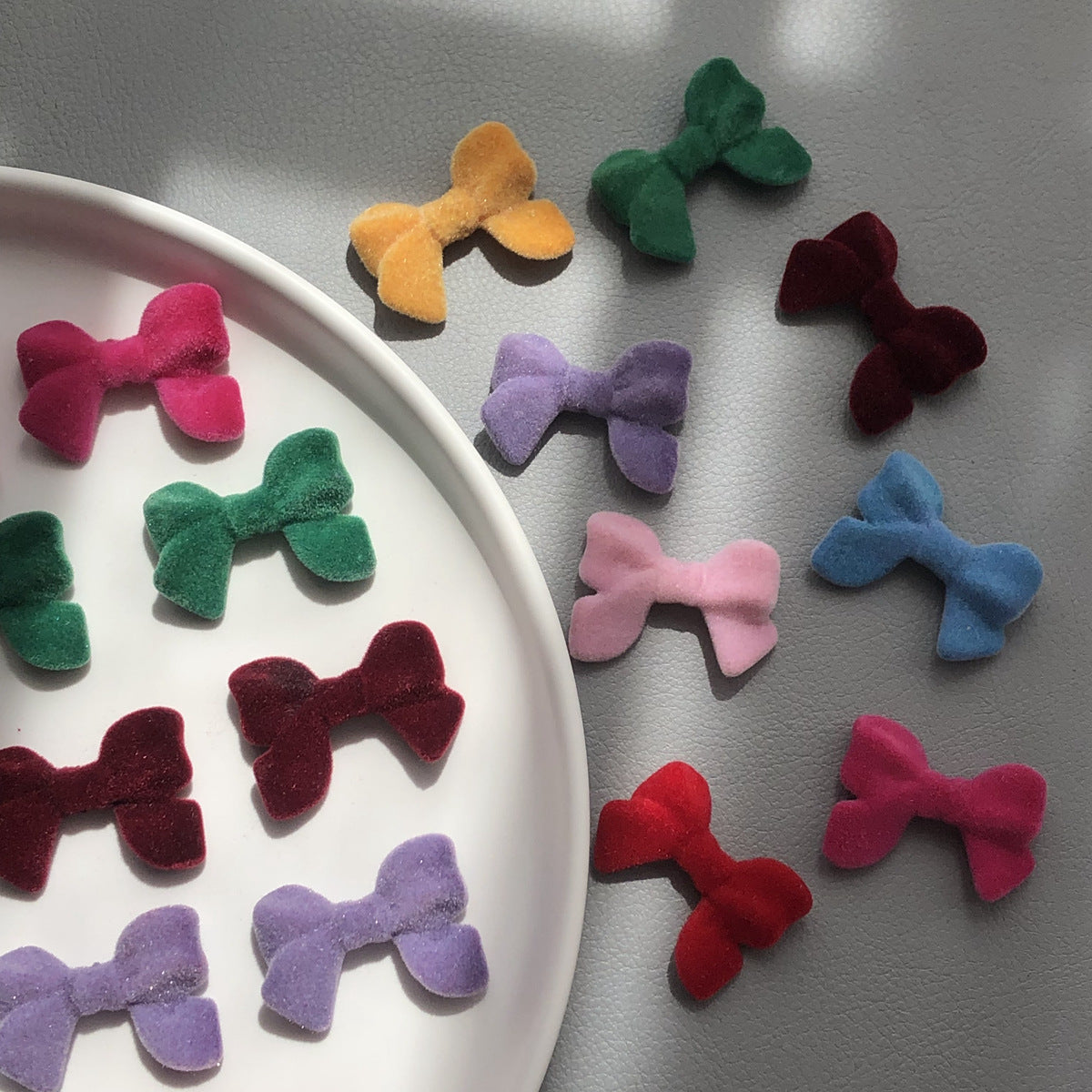 Wholesale 10PCS Flocking Bow Accessories Beads