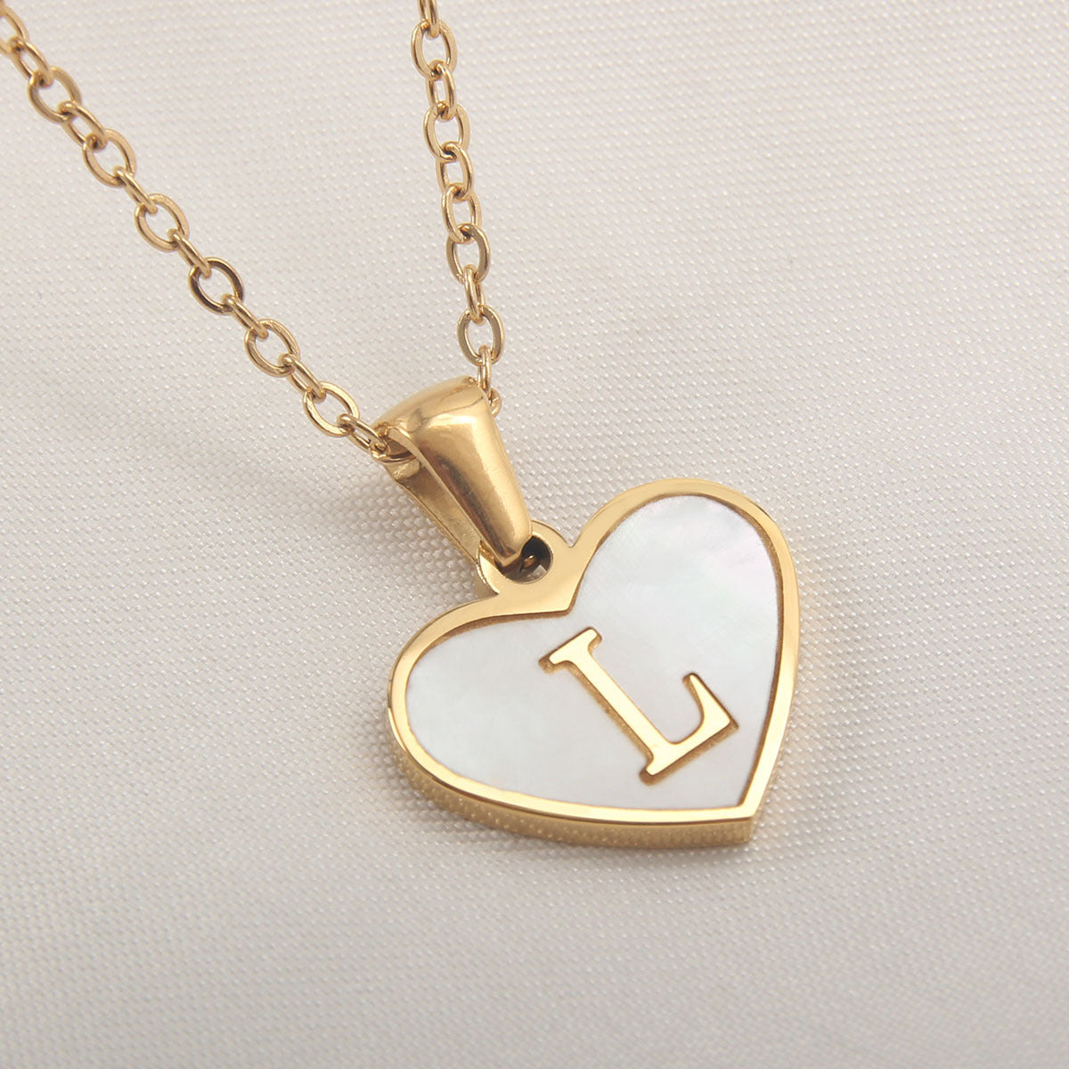 Wholesale Heart Shape Shell Stainless Steel Necklaces