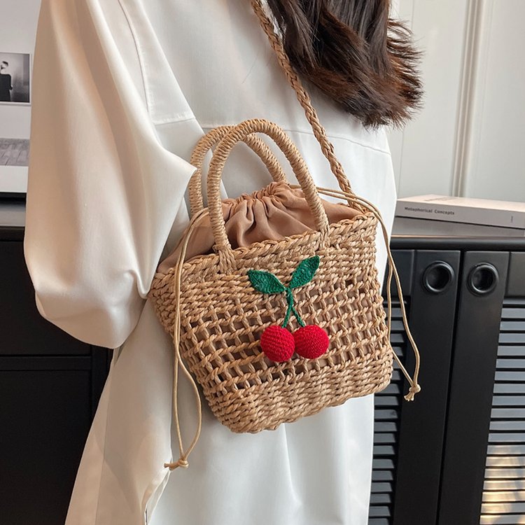 Wholesale Hollow Straw Bag