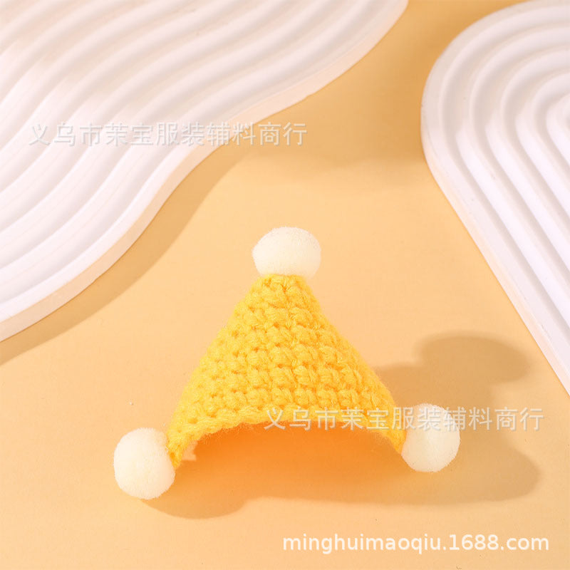 Wholesale 10pcs/pack Mini Knitted Pet Doll Triangle Hat Pet Accessories DIY Wool Doll Accessories