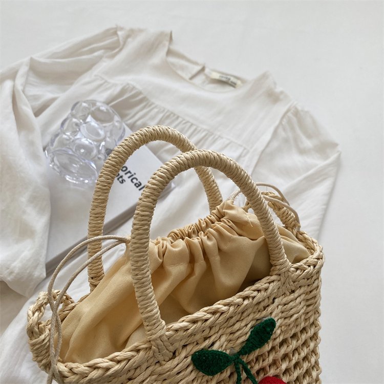 Wholesale Hollow Straw Bag