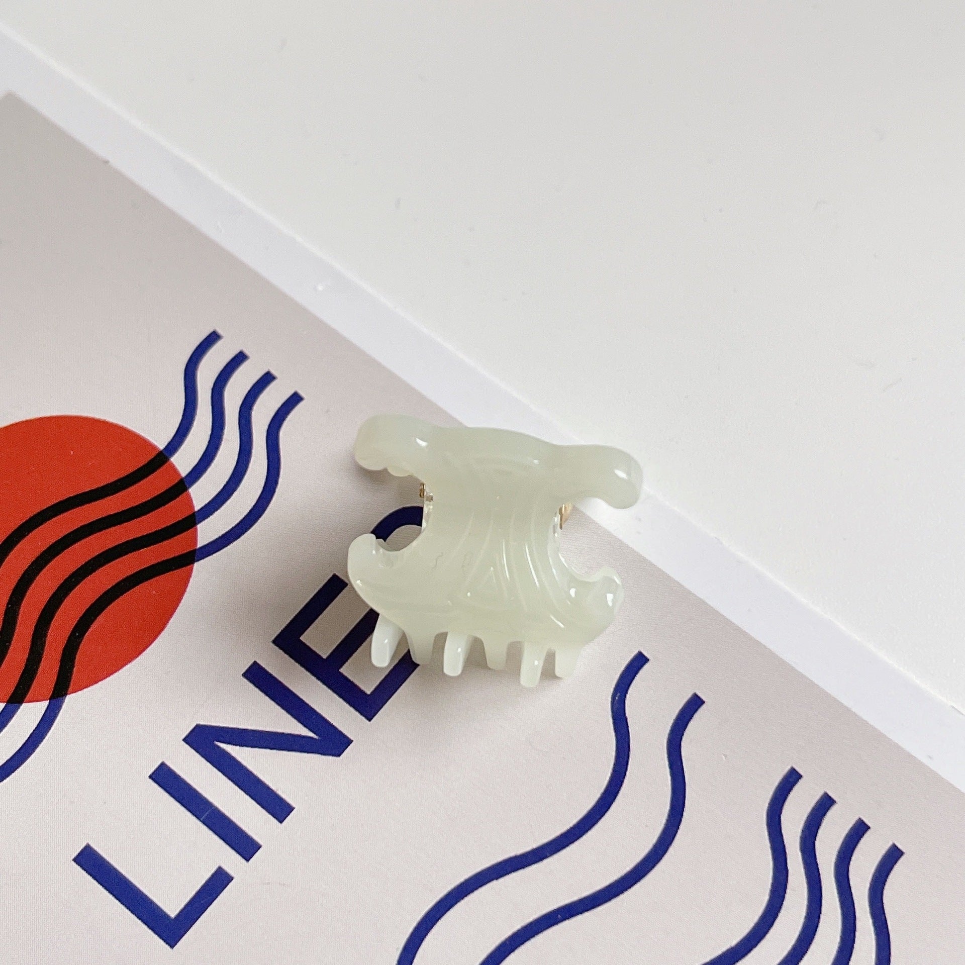 Wholesale Acetate Flow Shark Clips