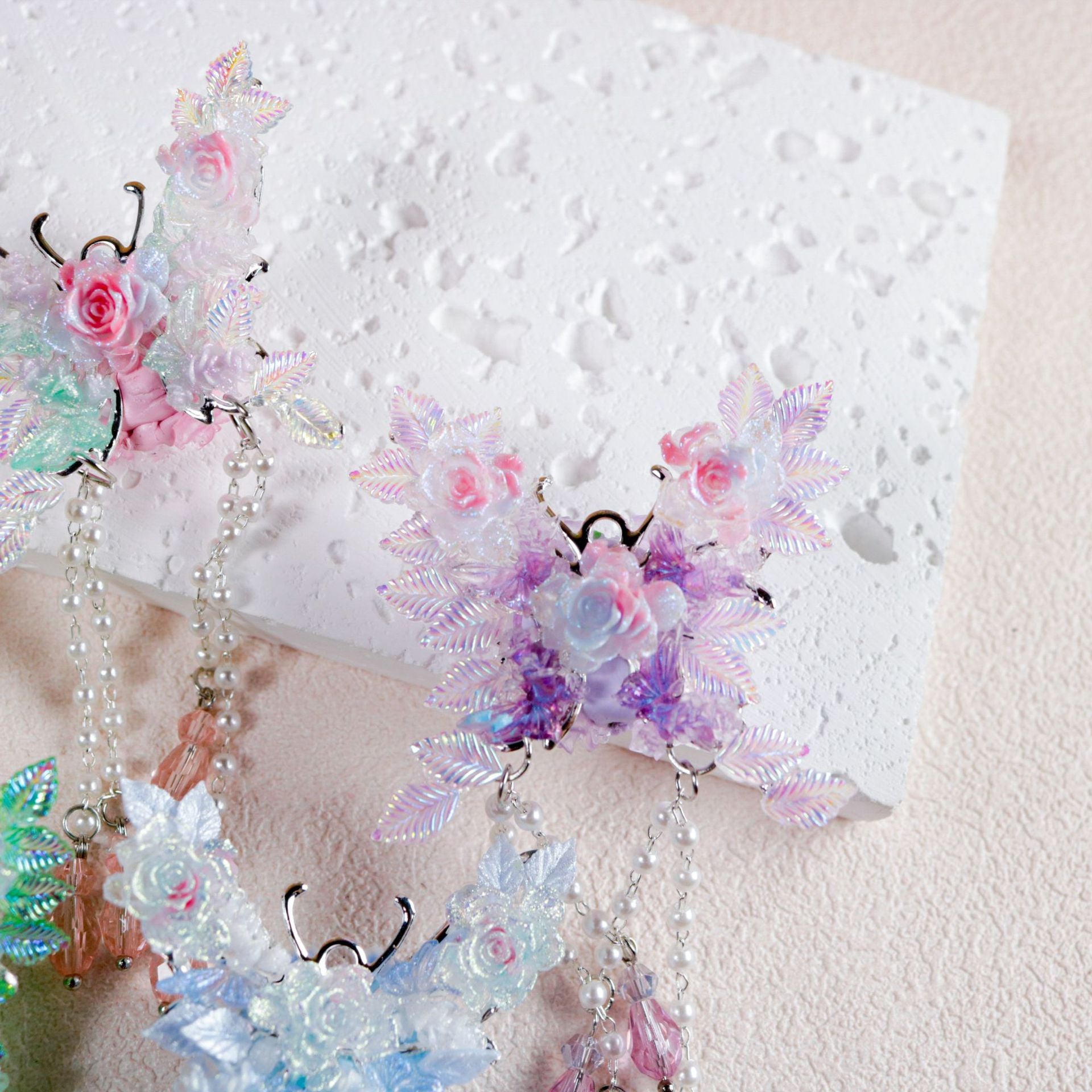 Wholesale Luminous Leaf Butterfly Tassel Heavy Industry Pen Beads