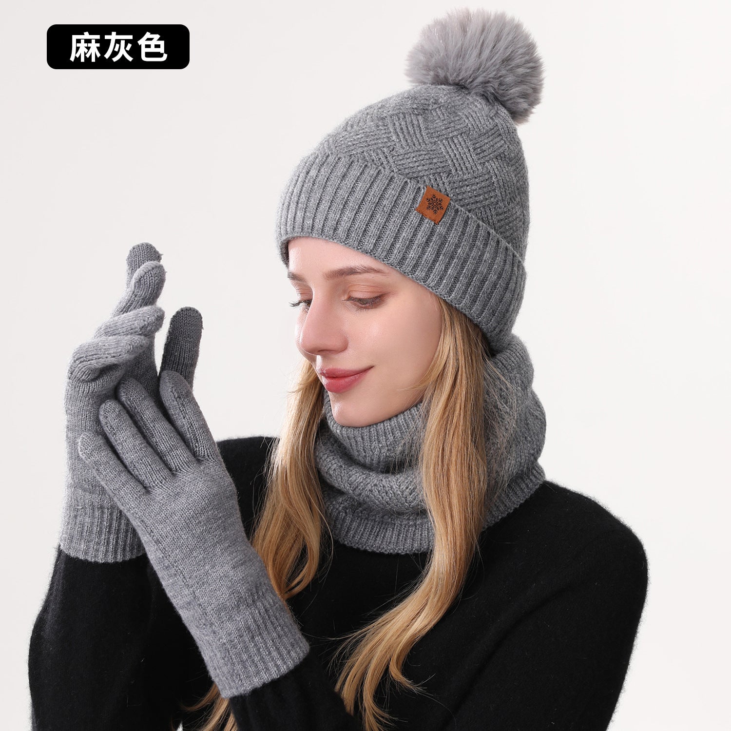 Wholesale Women' s knitted hat winter cold-proof double-layer f outdoor warm knitted hat f gloves three-piece set