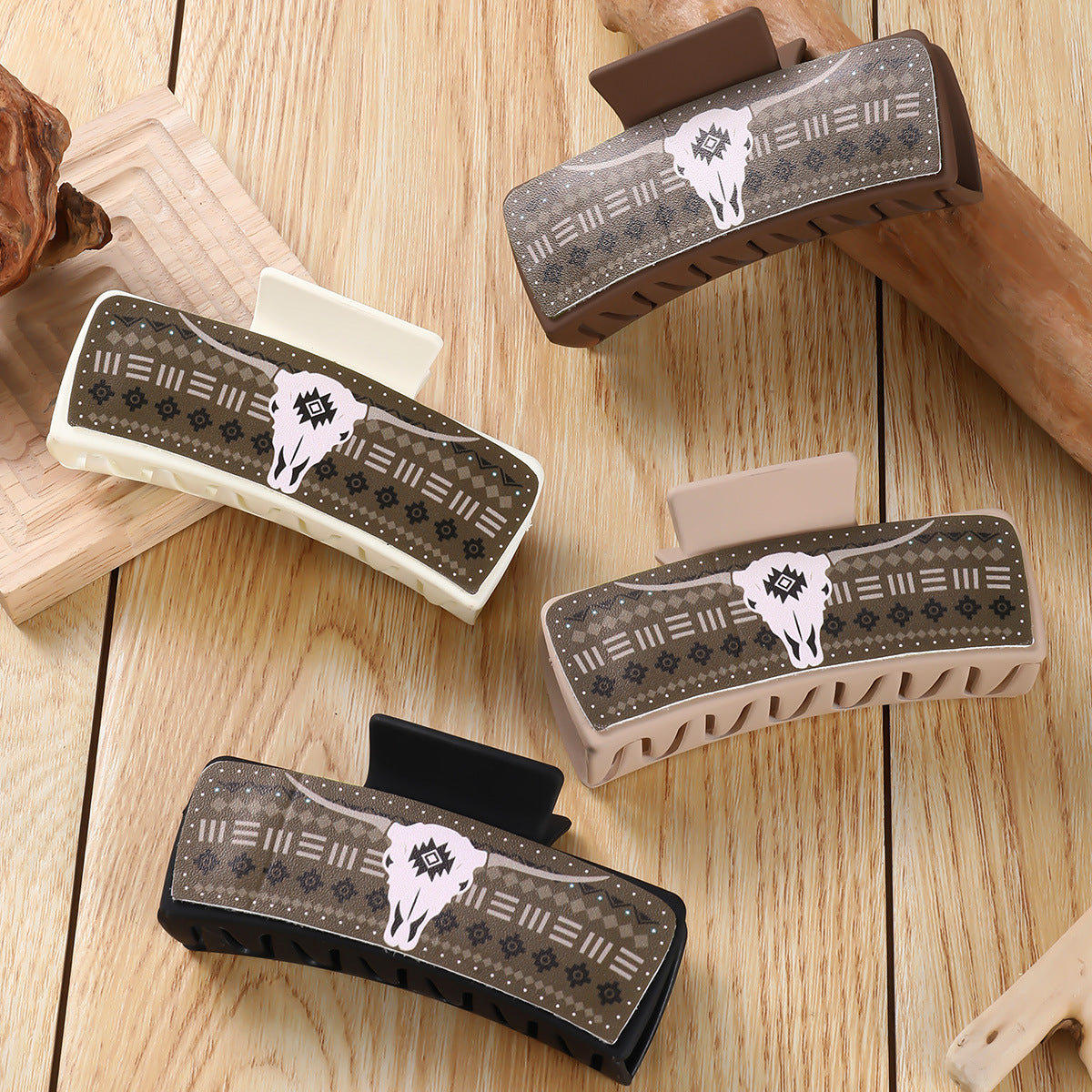 Wholesale Fengpin Leather Pu Multi-Color Bull Head Square Hair Clip