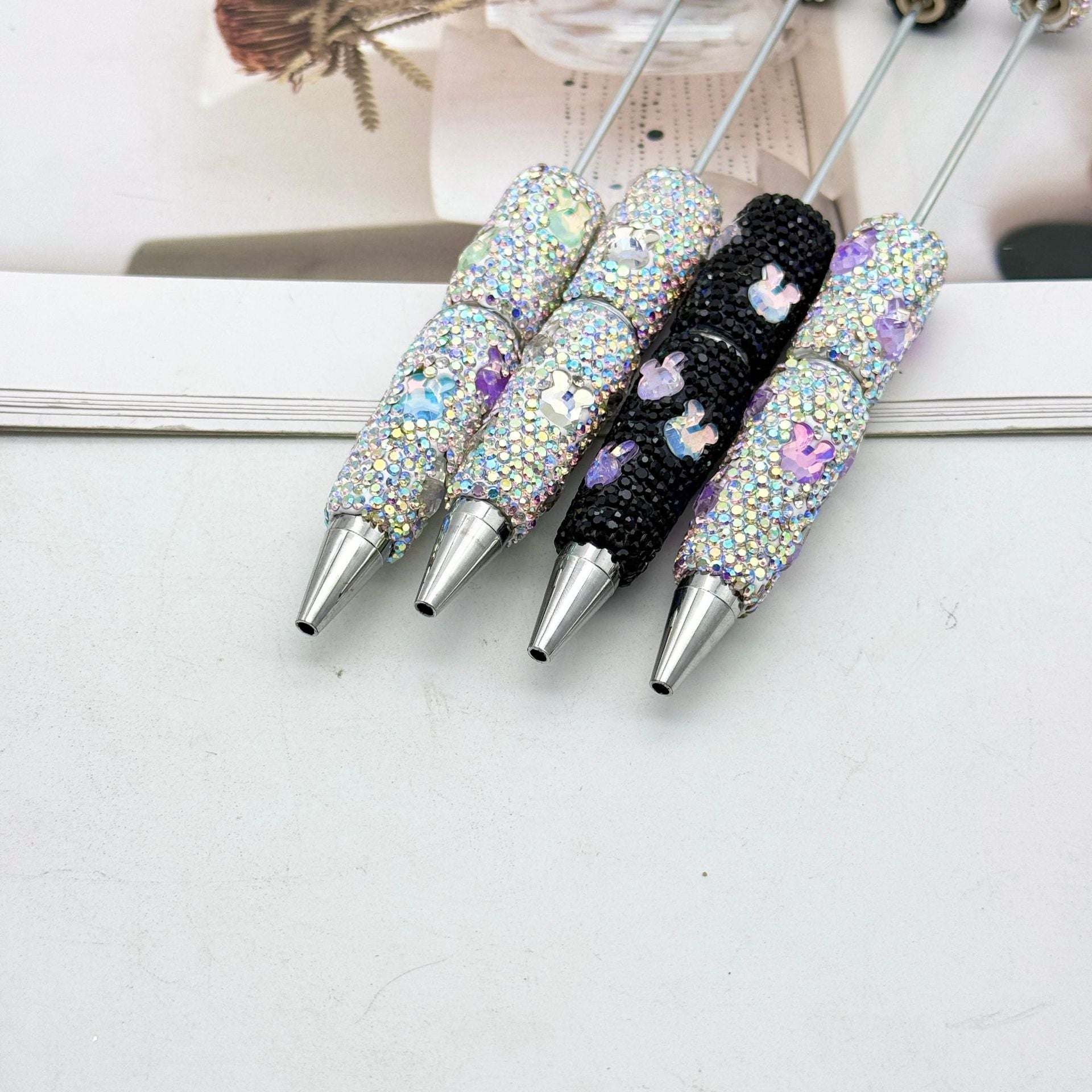 Wholesale Cute rabbit full diamond pen DIY colorful diamond bead pen