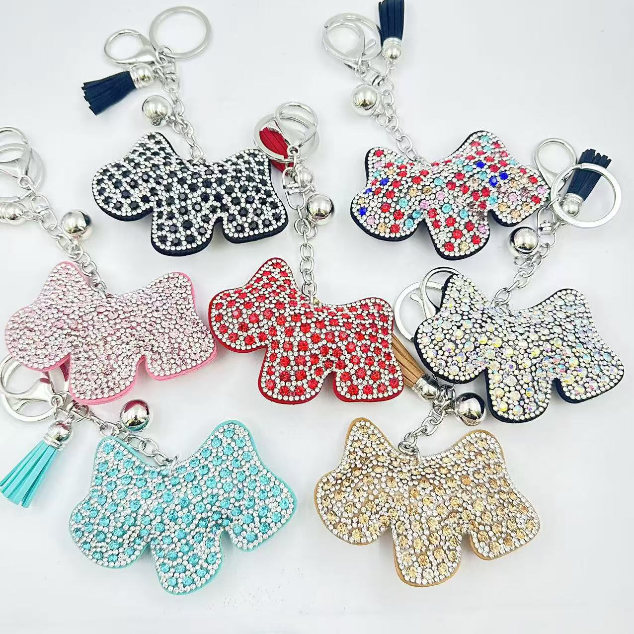 Wholesale  creative cute diamond-studded puppy keychain