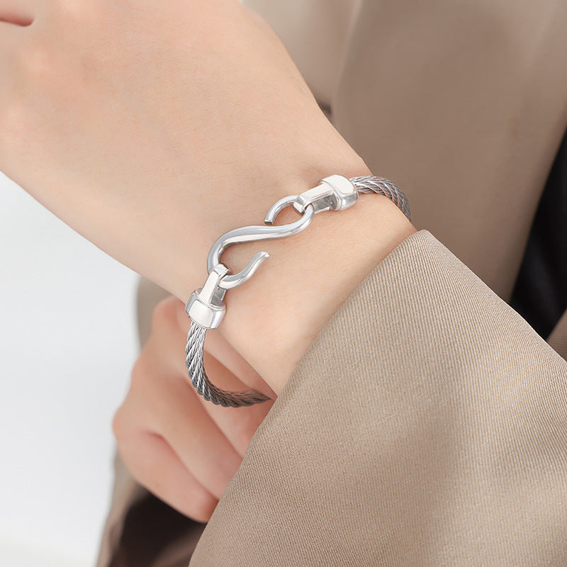 Wholesale Ring Light Luxury Colorless Titanium Steel Bracelet