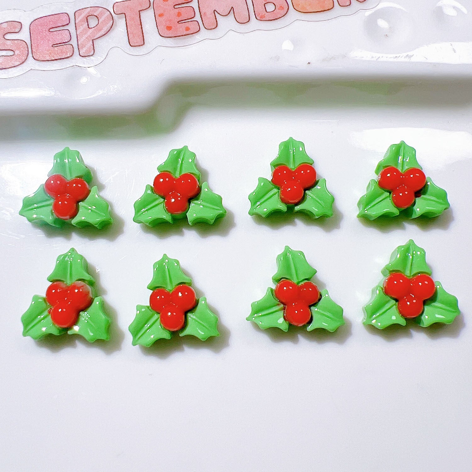 Wholesale 20pcs/pack Christmas resin accessories wholesale DIY handmade materials