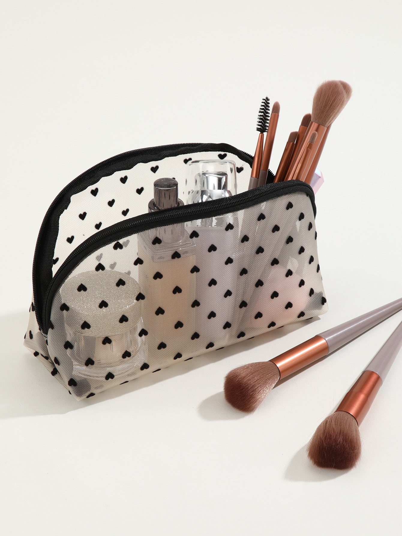 Wholesale Love Mesh Cosmetic Bag Triangular Semicircle Mini Hollow Storage Bag