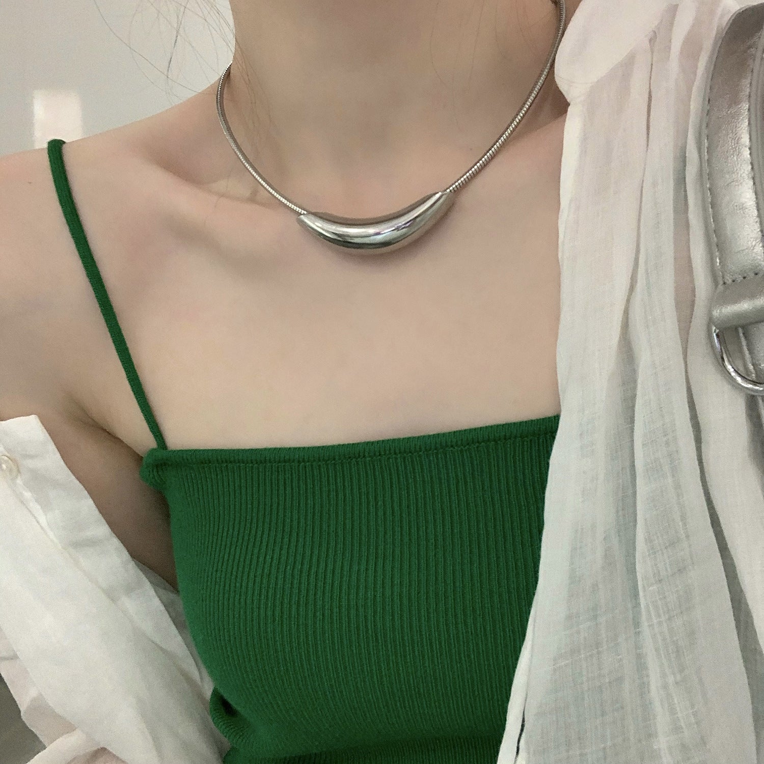 Wholesale Titanium Steel Curved Tube Necklace