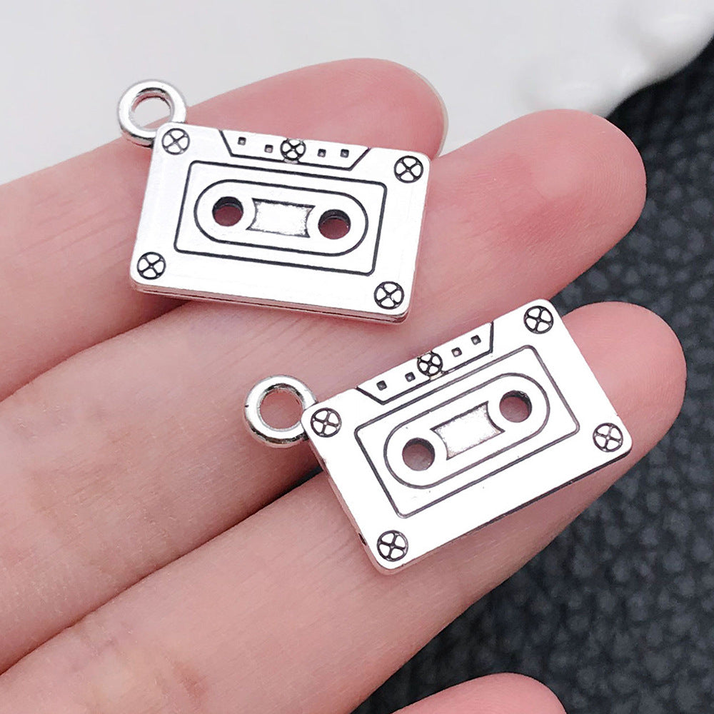 Wholesale Antique Silver Violin Guitar Saxophone Instrument Notes Creative DIY Necklace Bracelet Pendant