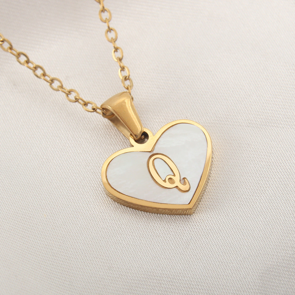 Wholesale Heart Shape Shell Stainless Steel Necklaces
