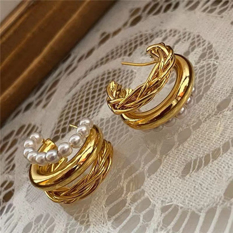 Wholesale C-shaped metal heavy duty vintage earrings