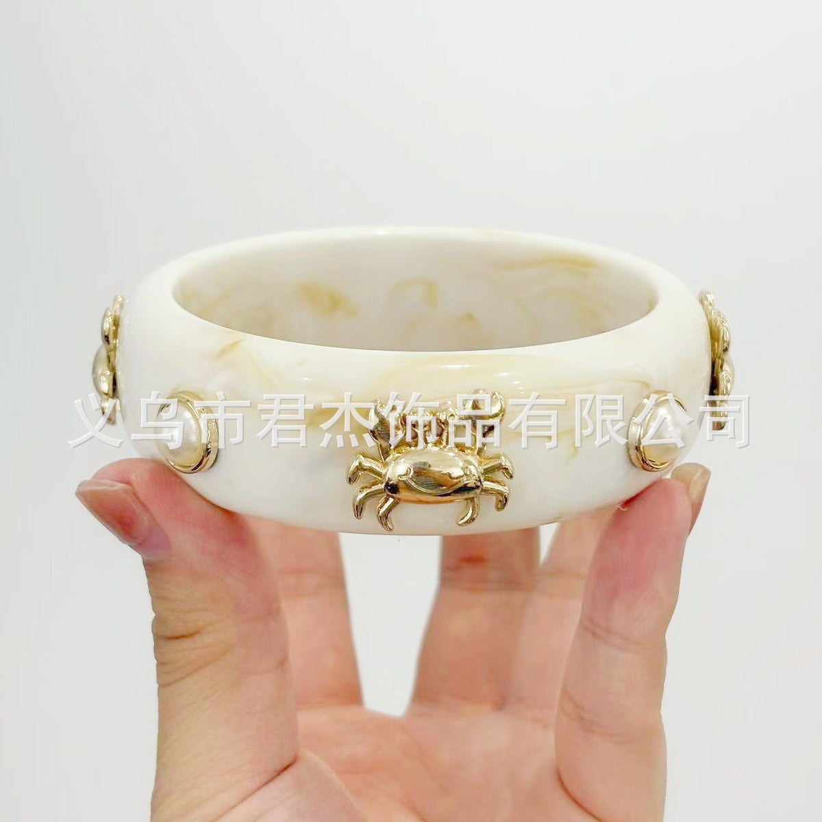 Wholesale Resin Pearl Shell Bracelet