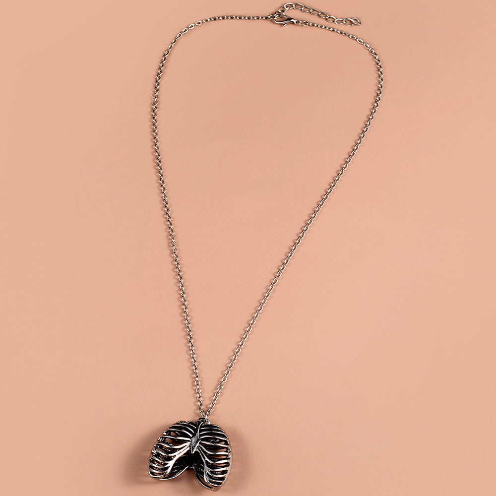 Wholesale Heart Pendant Gothic Clavicle Alloy Necklace