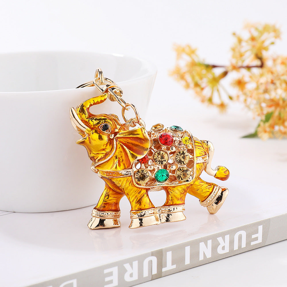 Wholesale Oil dripping 3D elephant inlaid with diamond car keychain