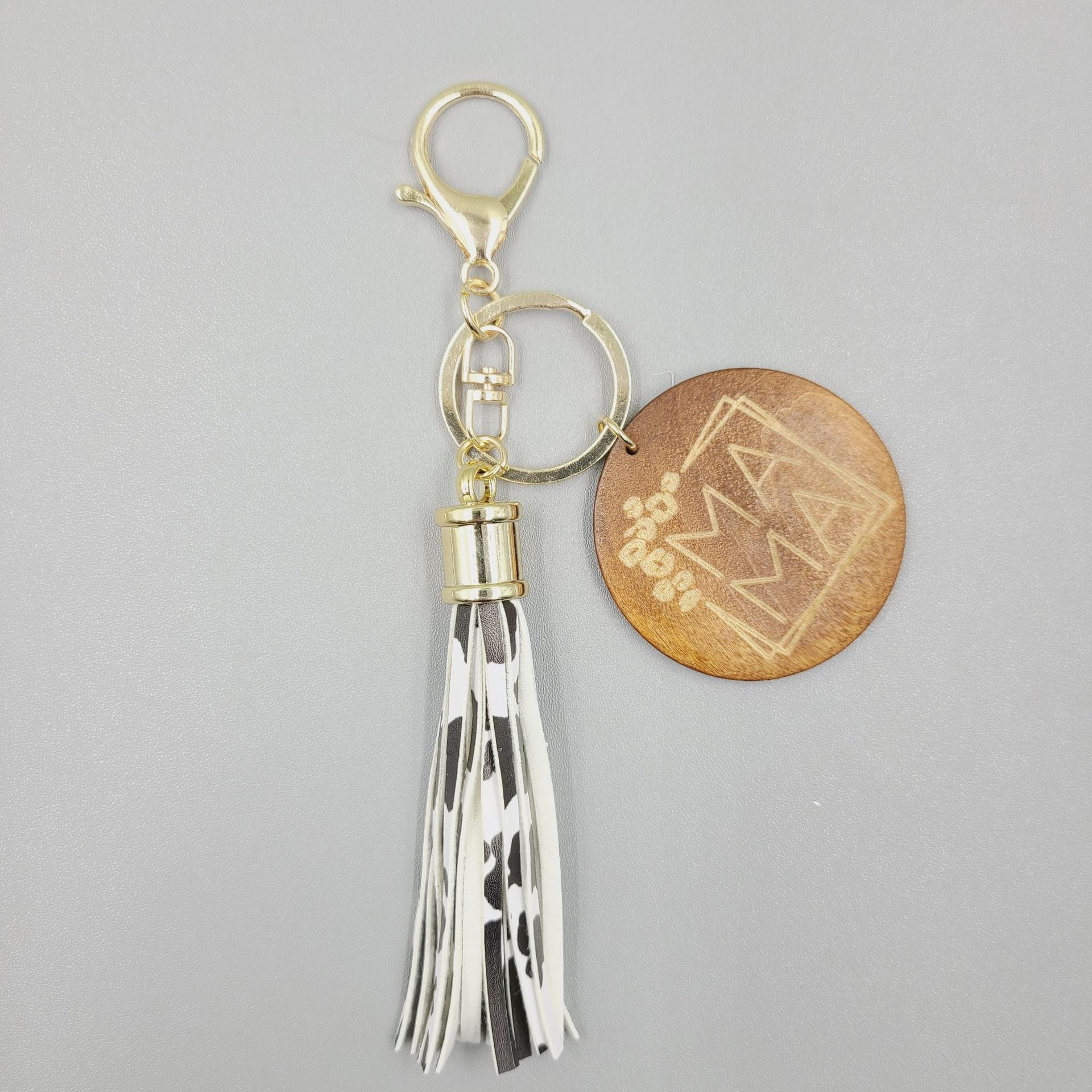 Wholesale 10PCS Wooden Cow Brand Cow Pendant MAMA Leather Tassel Keychain