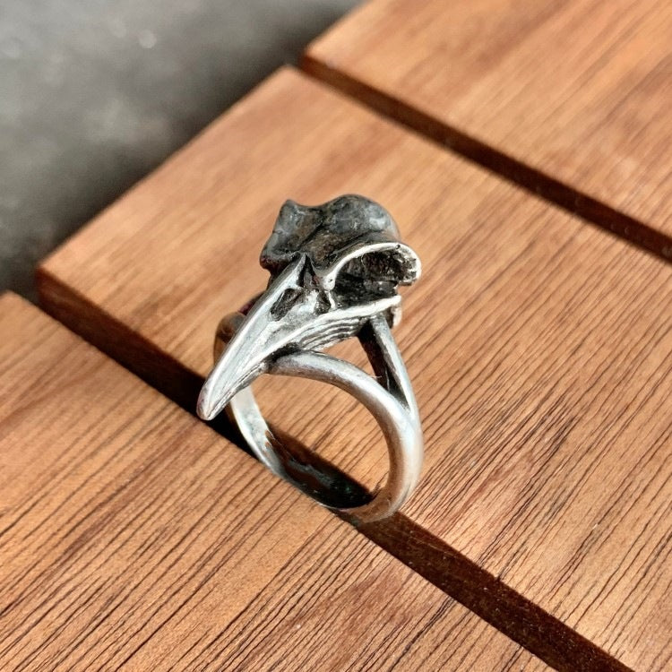 Wholesale Punk-style domineering crow skull open ring