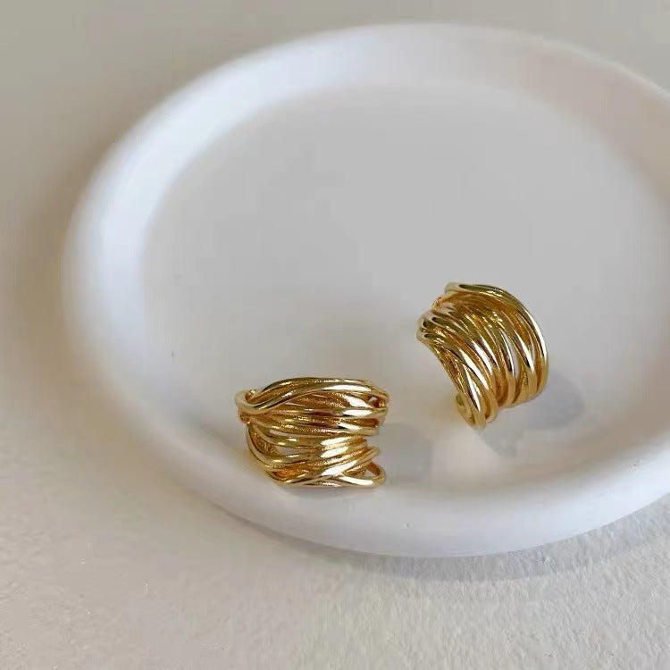 Wholesale C-shaped metal heavy duty vintage earrings