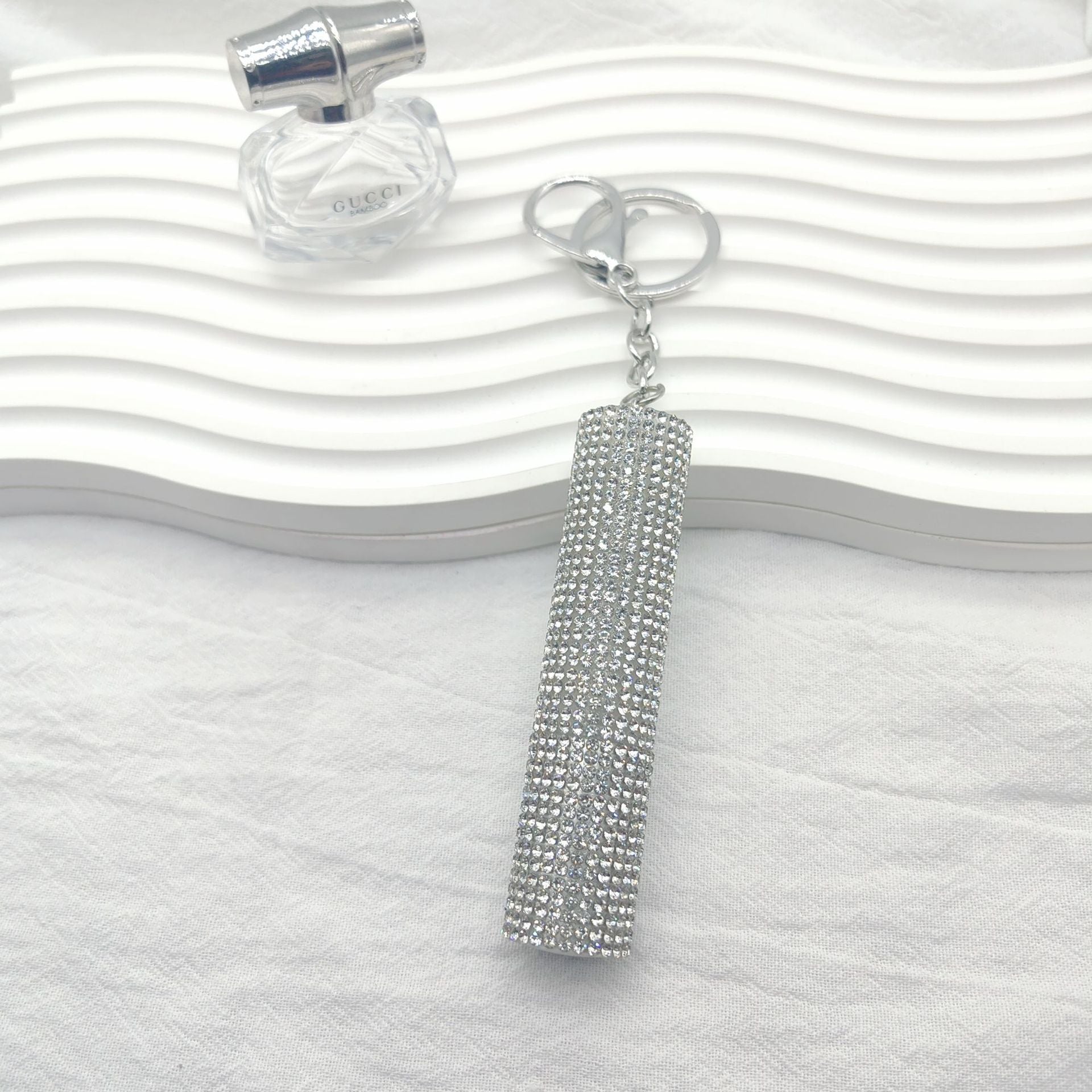 Wholesale  Full Diamond Creative Mini 10ml Perfume Bottling Keychain