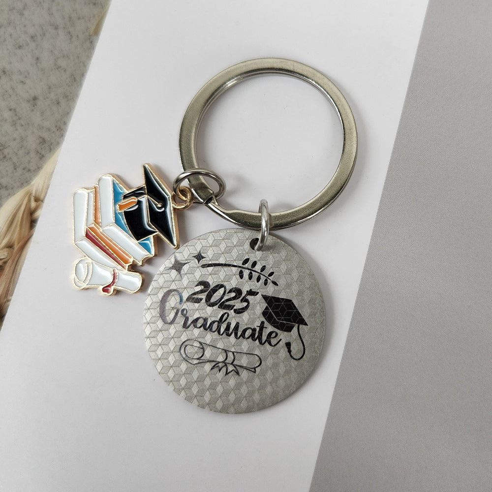 Wholesale Stainless steel round keychain for graduation season and opening gift