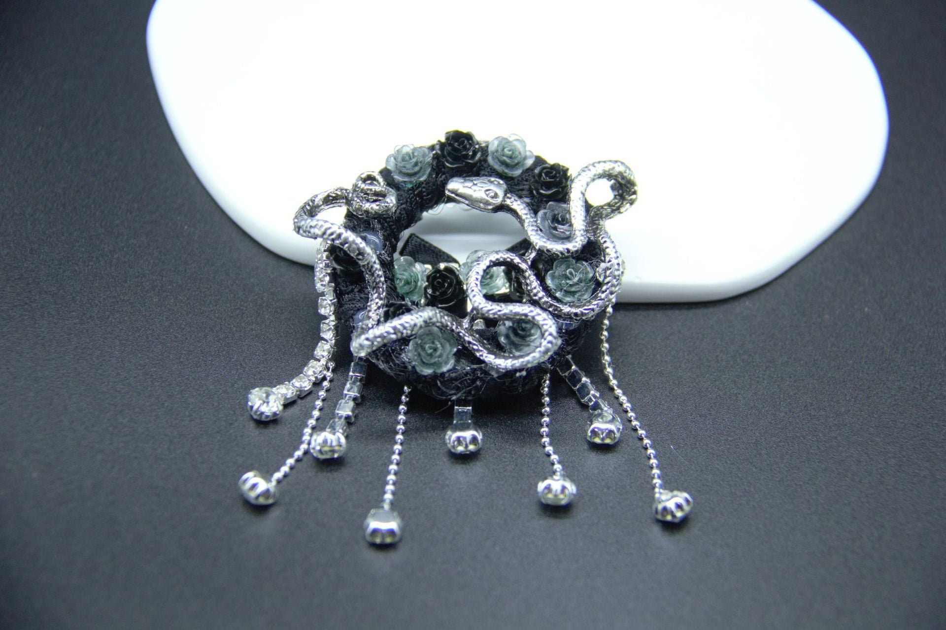 Wholesale Heavy Industry Dark Retro Snake Tassel Ring DIY Jewelry Accessories Beads